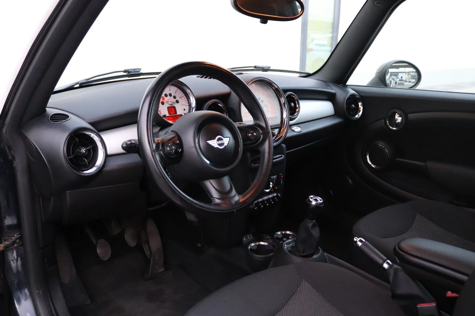 MINI 3 Portas One D