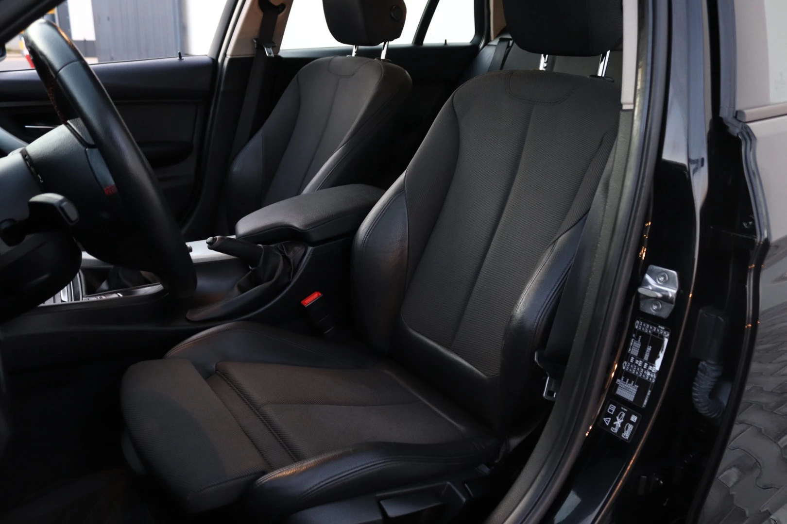 BMW 318 d Touring xDrive Line Sport