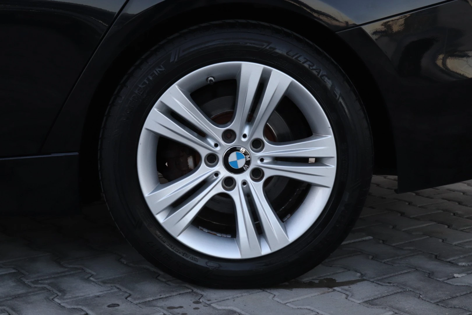 BMW 318 d Touring xDrive Line Sport