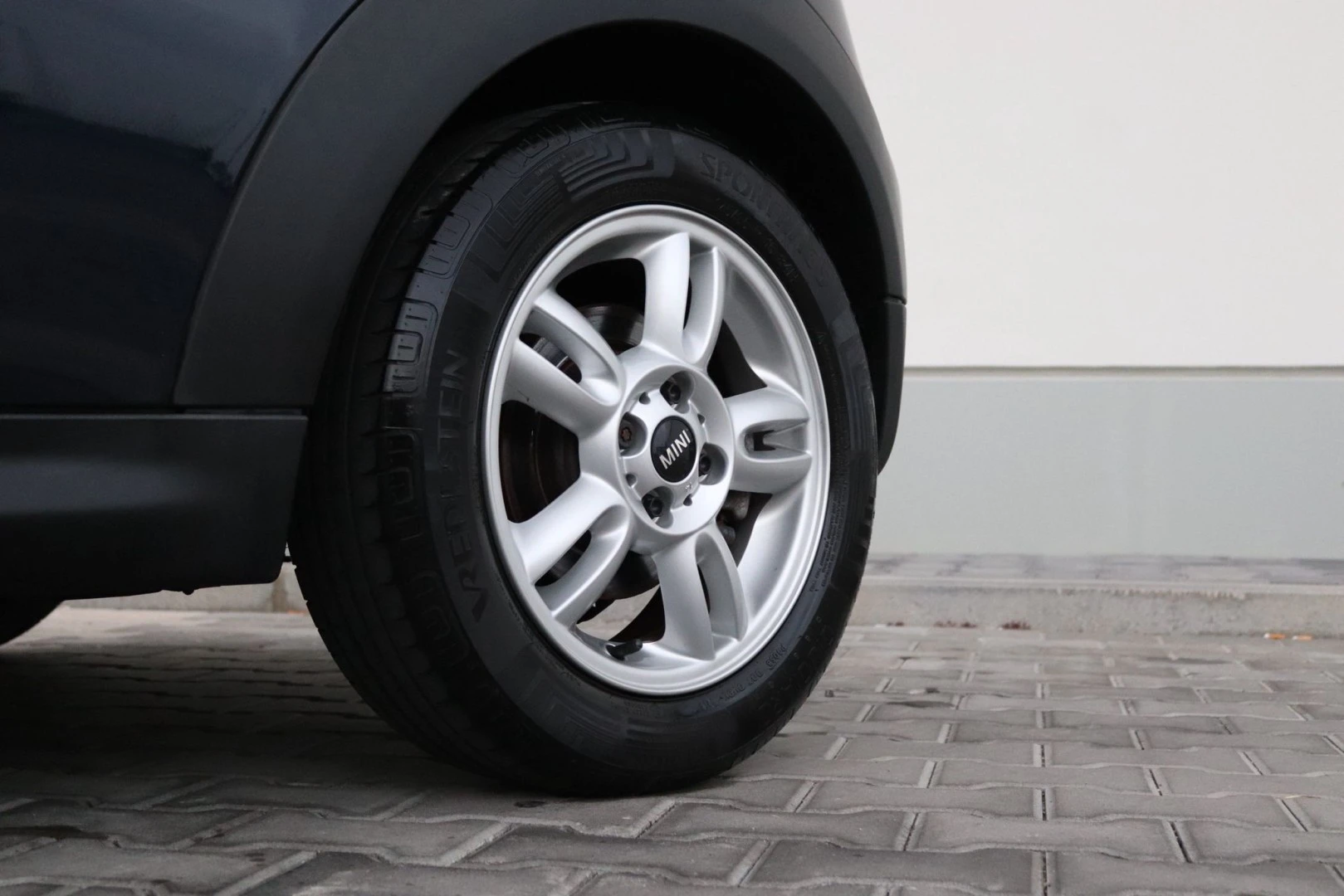 MINI 3 Portas One D