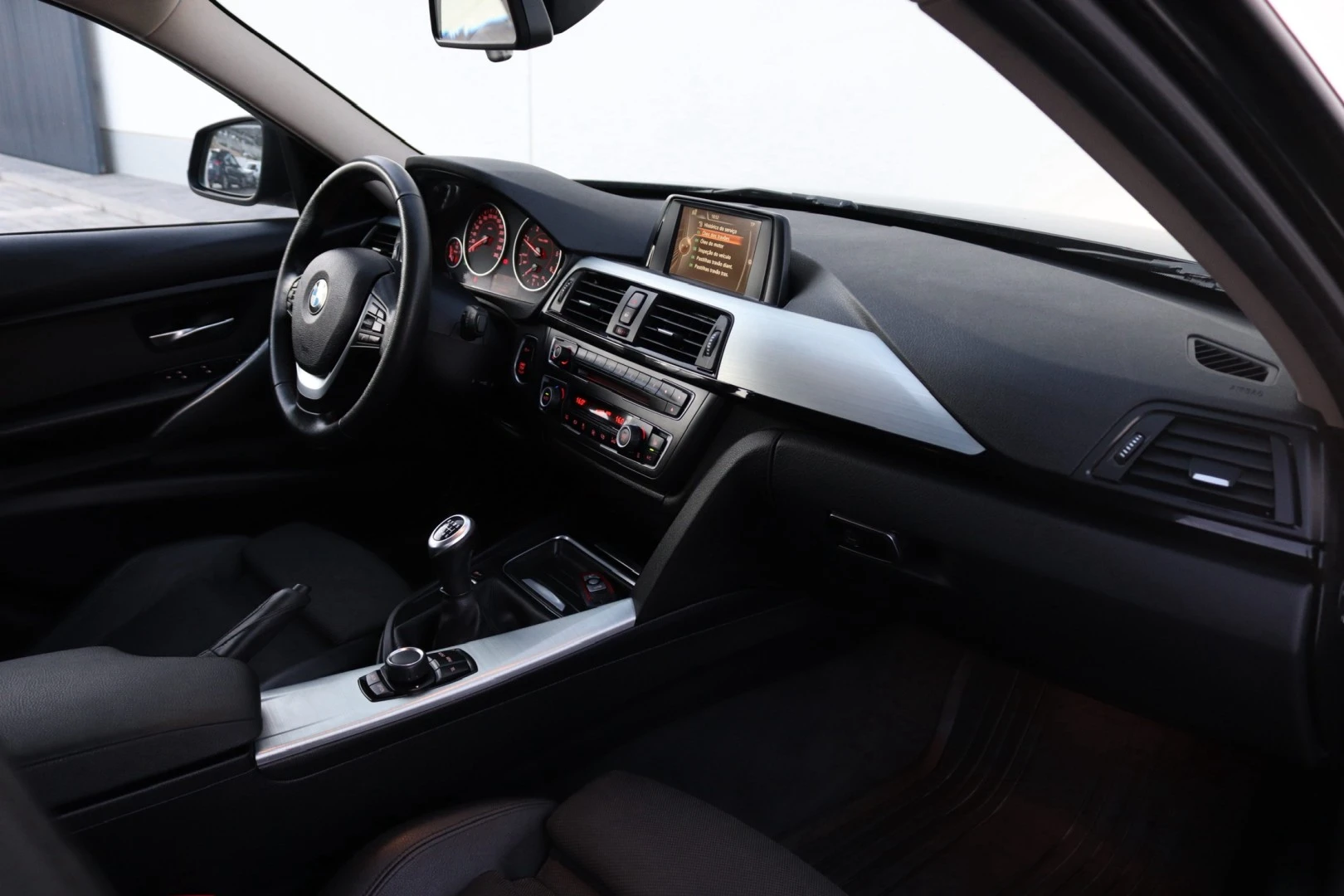BMW 318 d Touring xDrive Line Sport