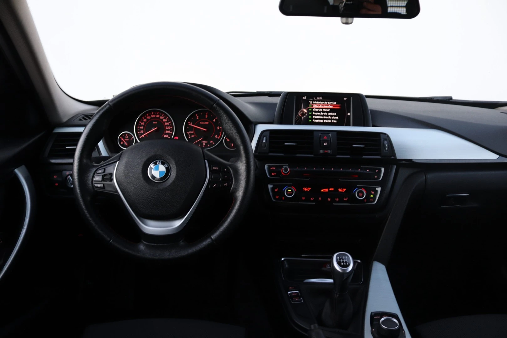 BMW 318 d Touring xDrive Line Sport