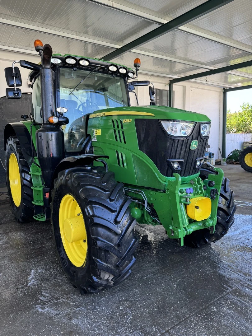 John Deere 6215R autopower