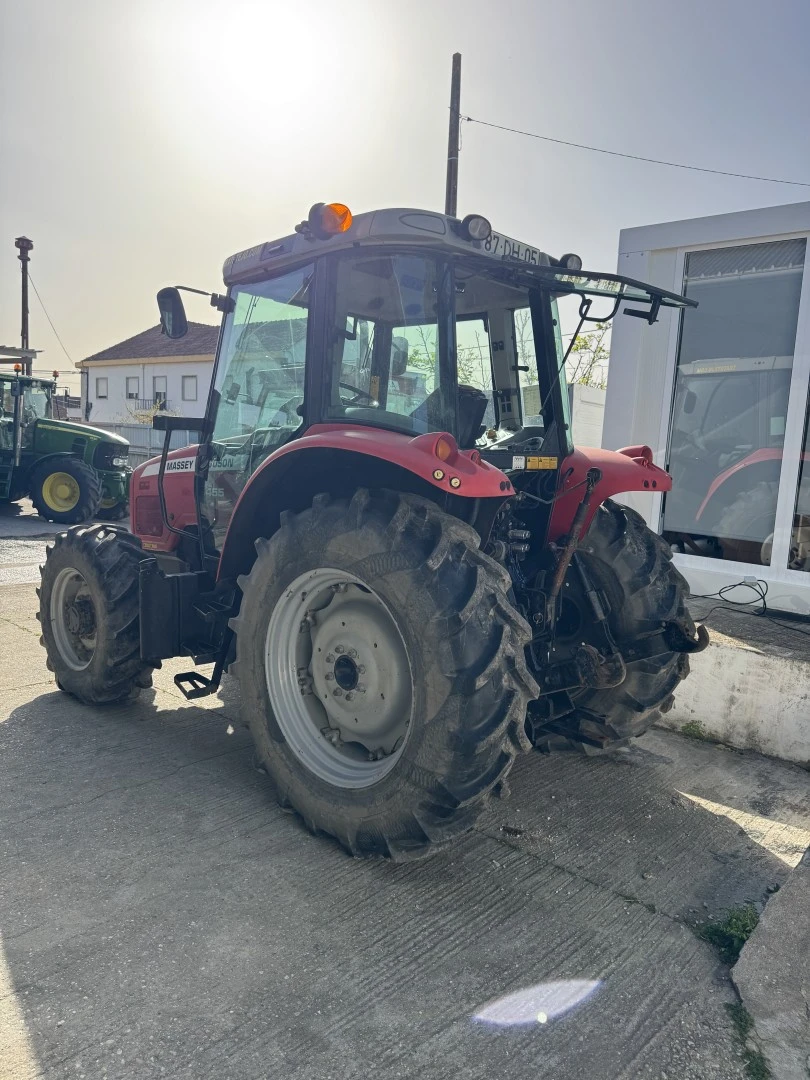 Massey Ferguson 5455 Dyna 4