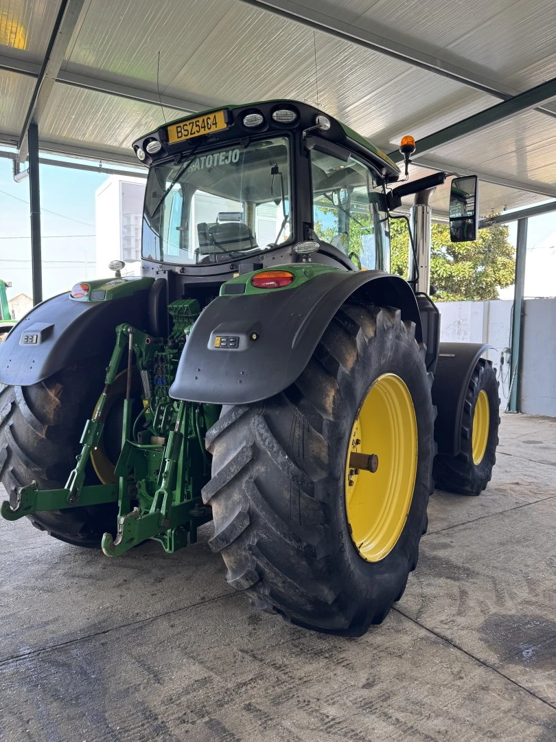 John Deere 6250 R