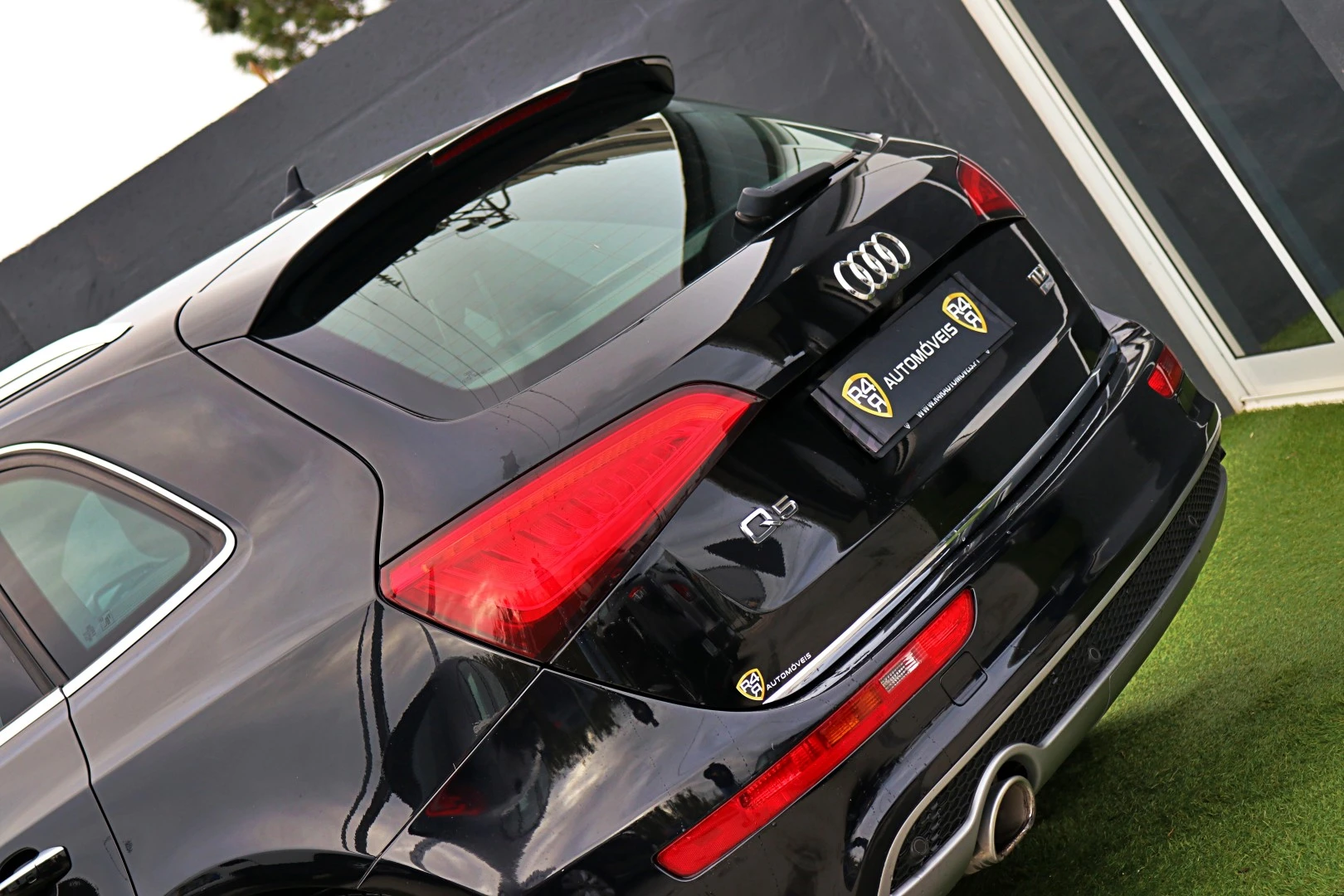 Audi Q5 2.0 TDI S-line