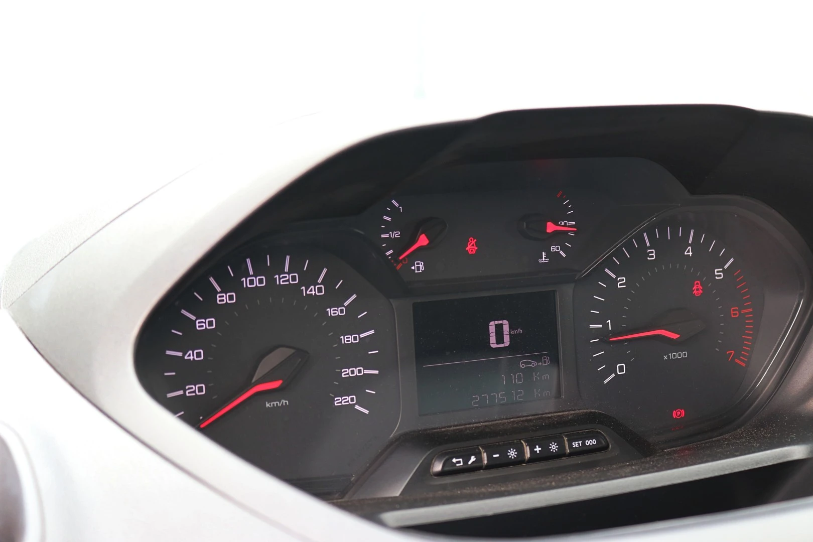 Peugeot Partner 1.6 BlueHDi L1 Asphalt