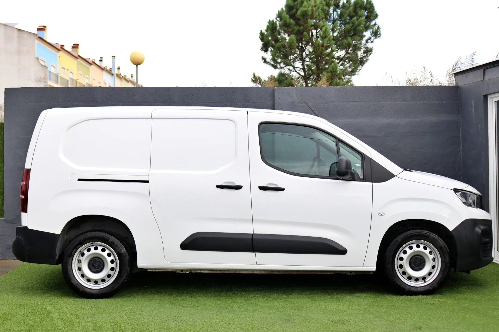 Peugeot Partner 1.6 BlueHDi L1 Asphalt