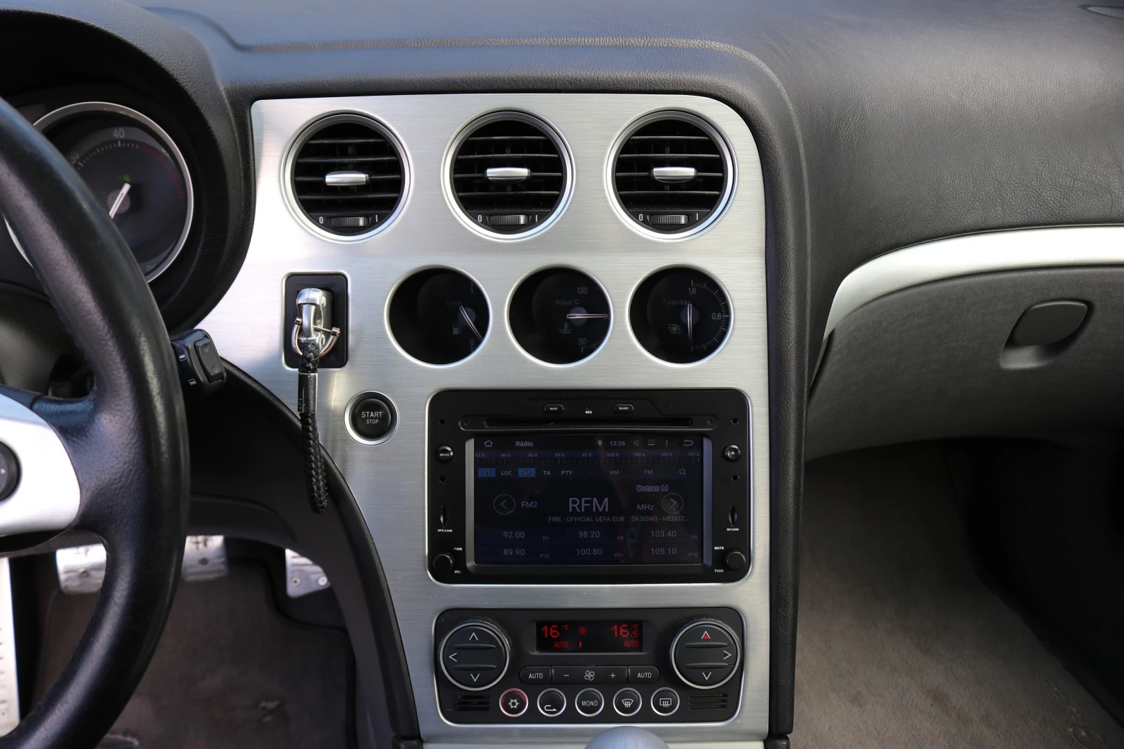 Alfa Romeo Brera 2.4 JTD Skyview