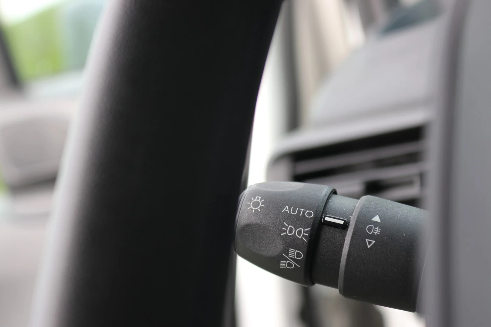 Peugeot Partner 1.6 BlueHDi L1 Asphalt