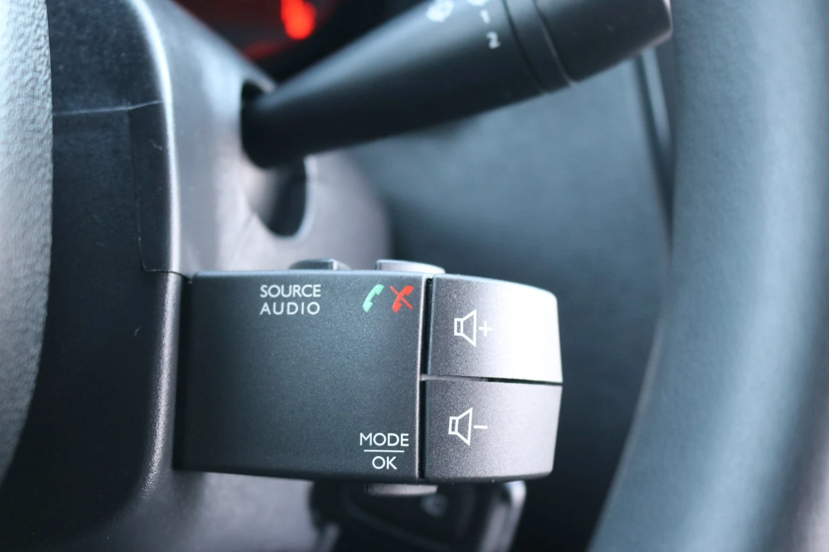 Dacia Dokker Van outro