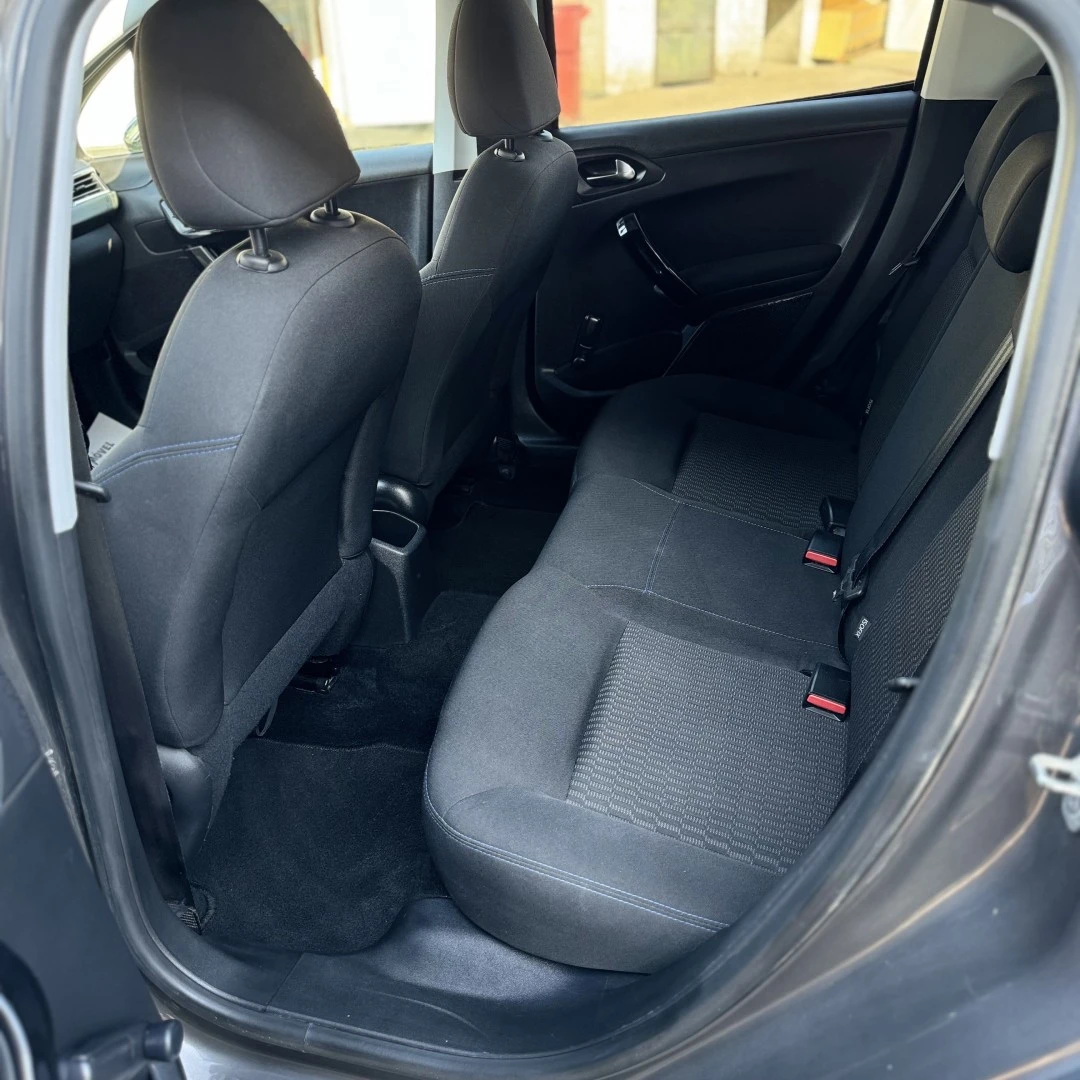 Peugeot 208 1.5 BlueHDi Signature