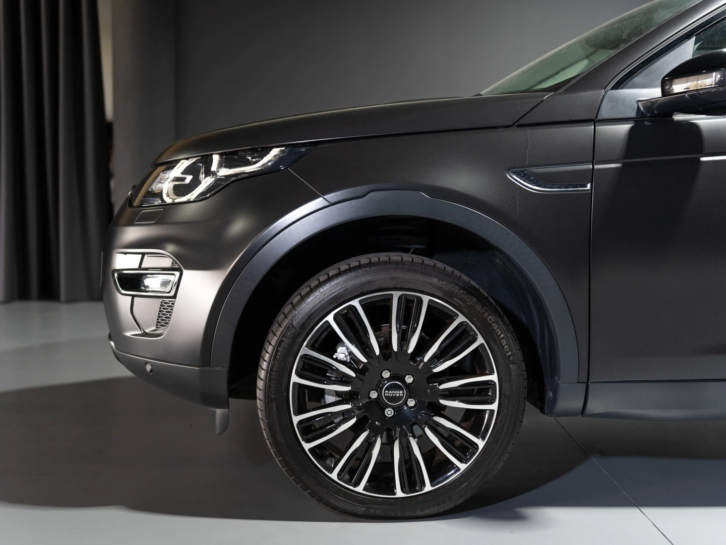 Land Rover Discovery Sport 2.0 D AWD SE