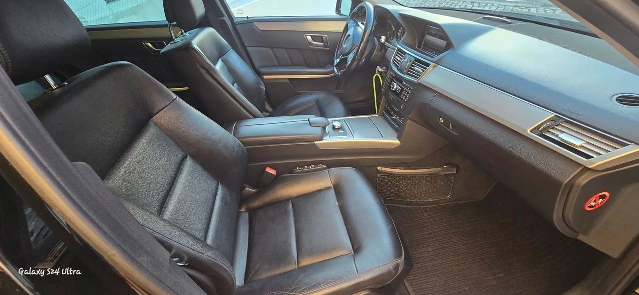 Mercedes-Benz E 300 Bluetec Hybrid Avantgarde
