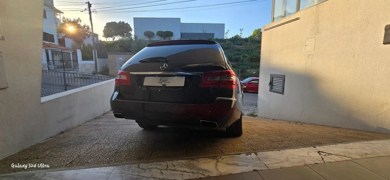 Mercedes-Benz E 300 Bluetec Hybrid Avantgarde