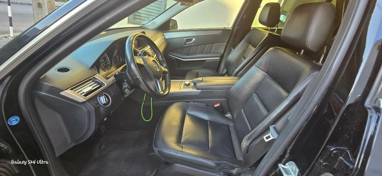 Mercedes-Benz E 300 Bluetec Hybrid Avantgarde