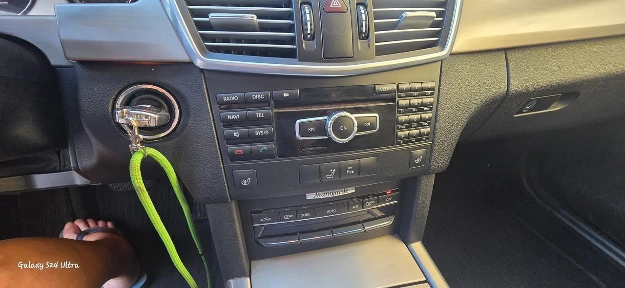 Mercedes-Benz E 300 Bluetec Hybrid Avantgarde