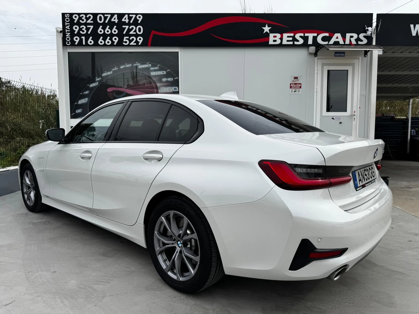 BMW 320 e Auto