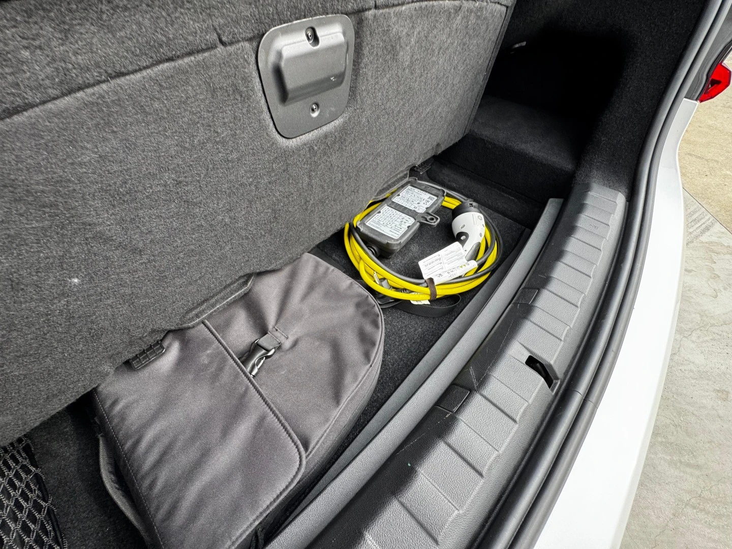 BMW 320 e Auto