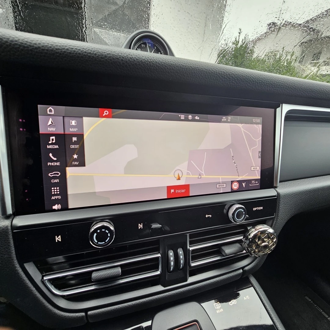 Porsche Macan Standard