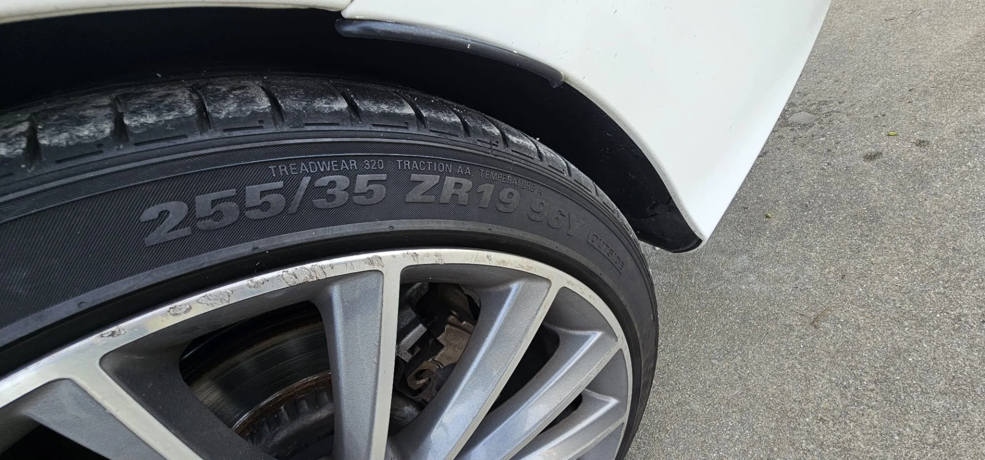 Mercedes-Benz C 300 7G-TRONIC AMG Line