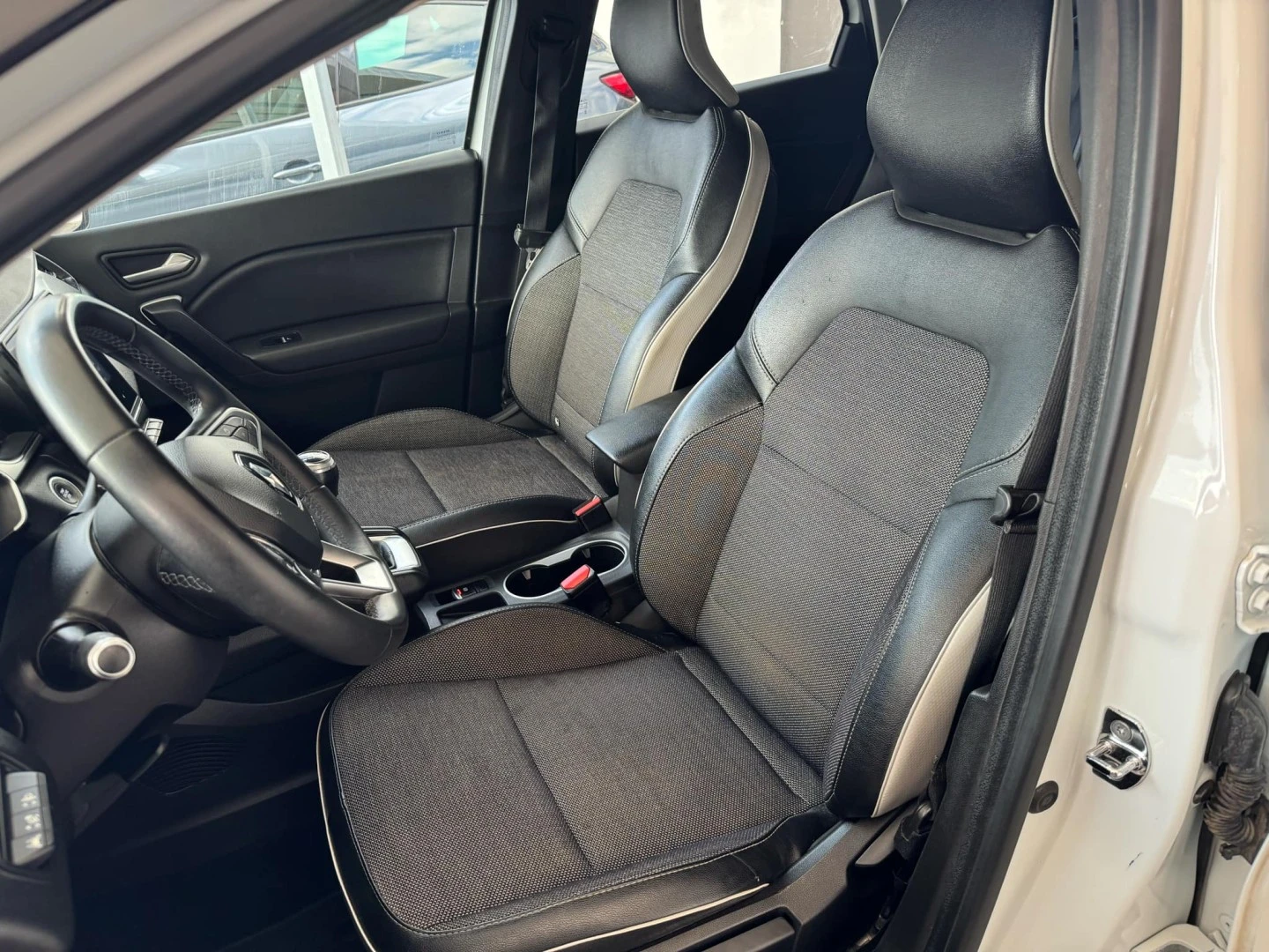 Renault Captur 1.0 TCe Exclusive