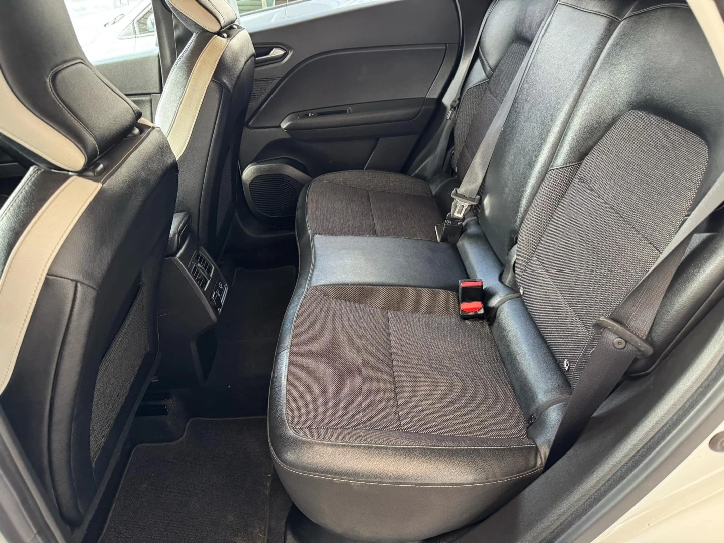 Renault Captur 1.0 TCe Exclusive