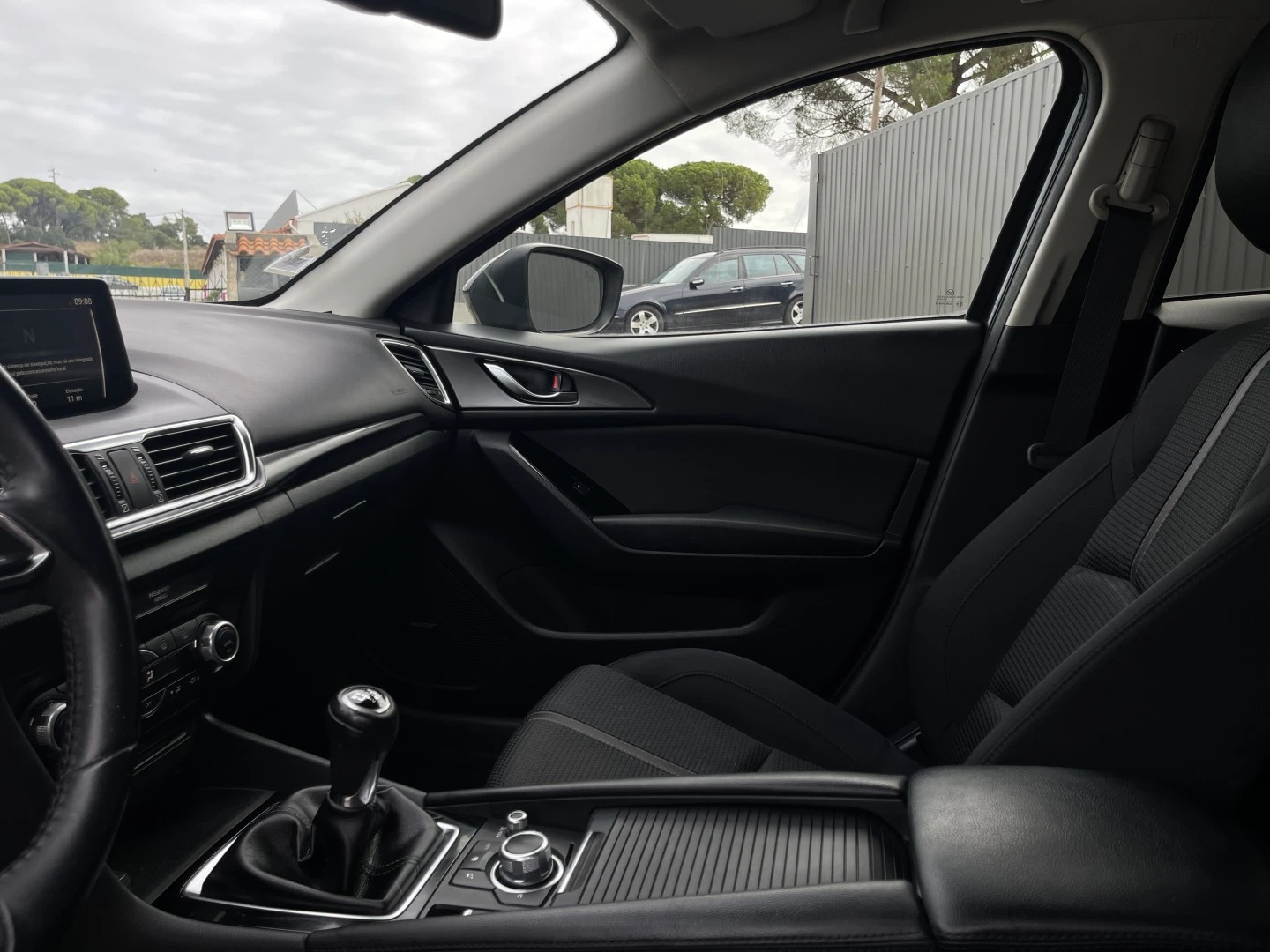 Mazda 3 1.5 Sky-D Excellence Navi