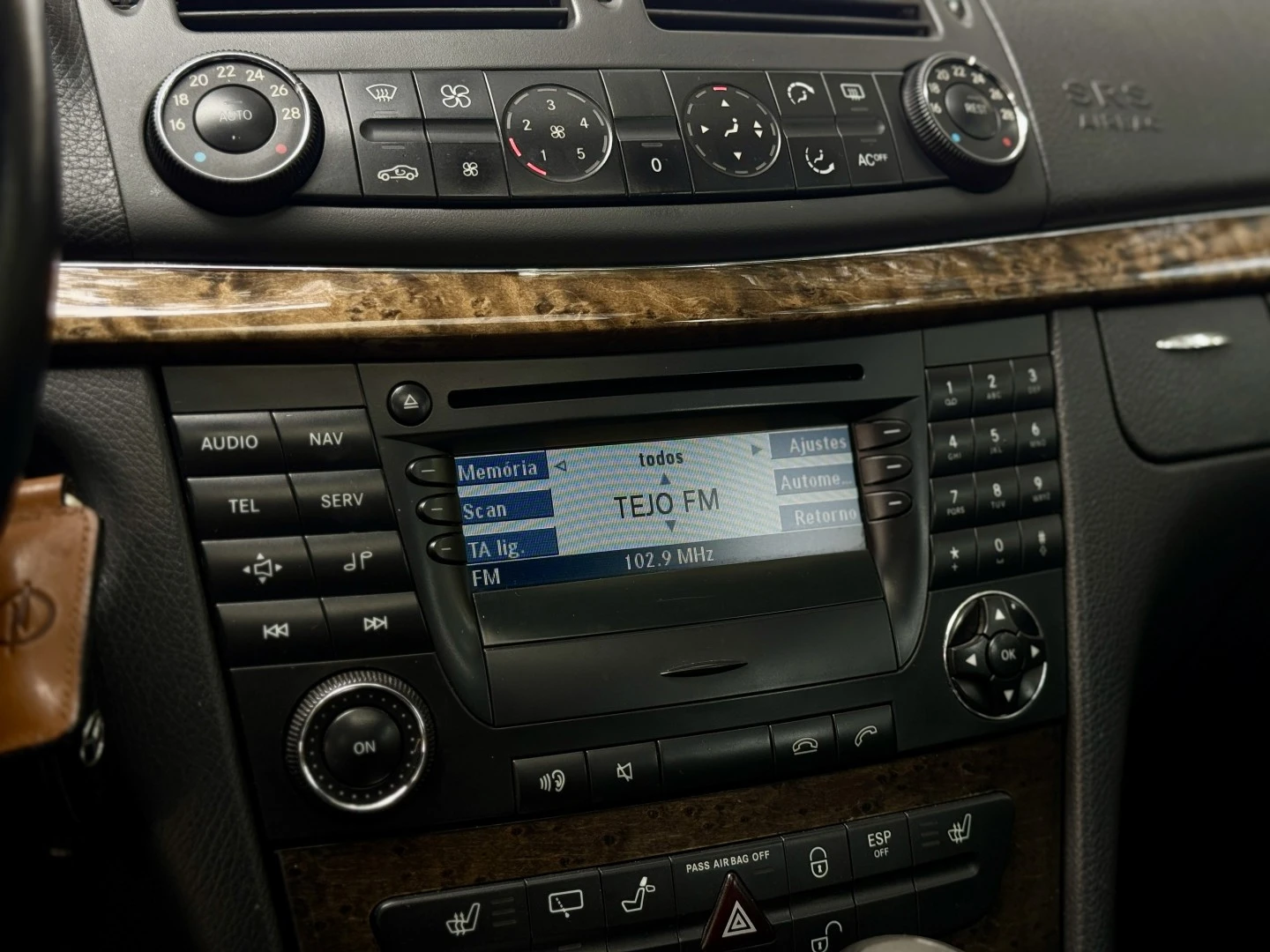 Mercedes-Benz E 270 CDI STATION ADVANTGARDE