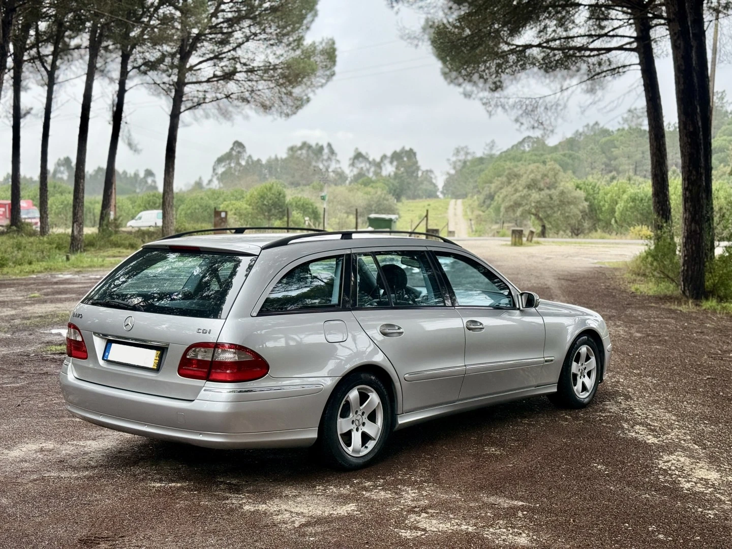Mercedes-Benz E 270 CDI STATION ADVANTGARDE