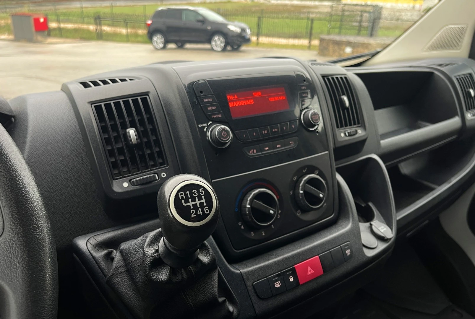 Peugeot Boxer 2.2 BLUE HDI