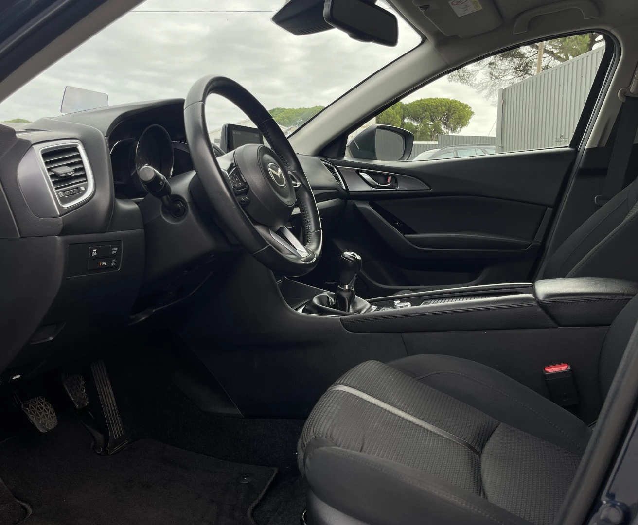 Mazda 3 1.5 Sky-D Excellence Navi