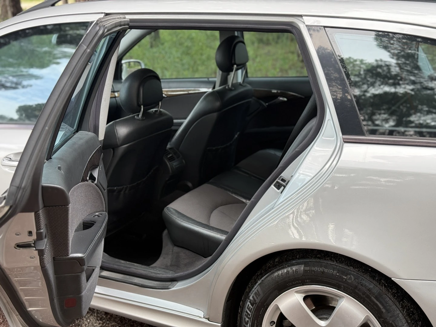 Mercedes-Benz E 270 CDI STATION ADVANTGARDE