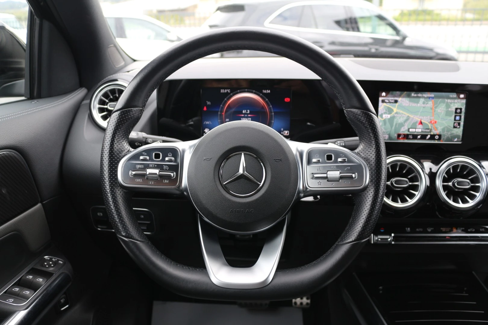 Mercedes-Benz GLA 200 D  AMG PACK NIGHT