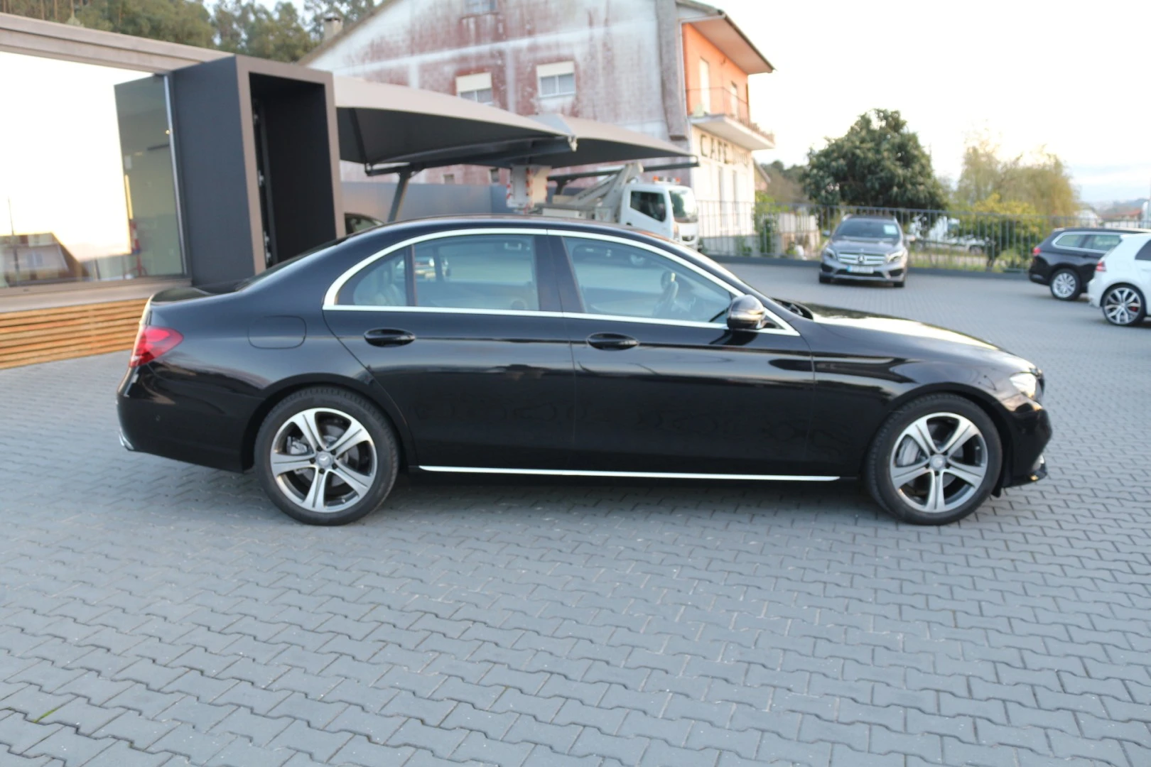 Mercedes-Benz E 220 D Avantgarde