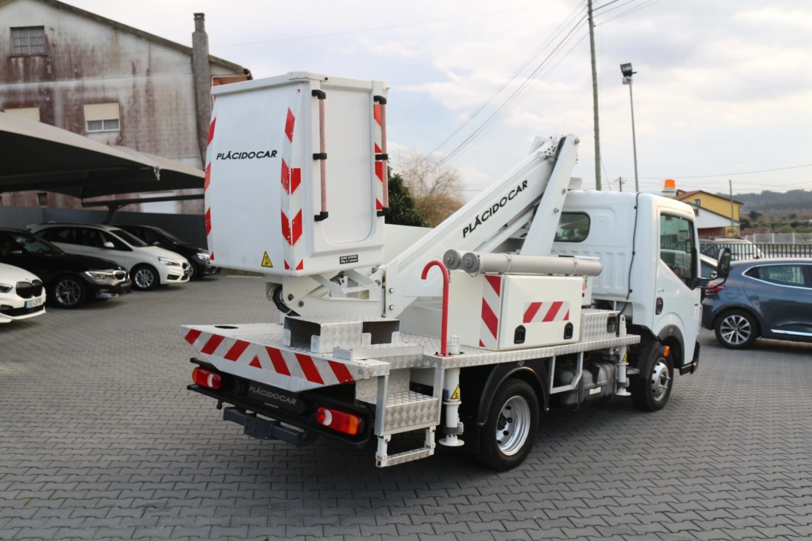 Renault Maxity 2.5 DXi 120