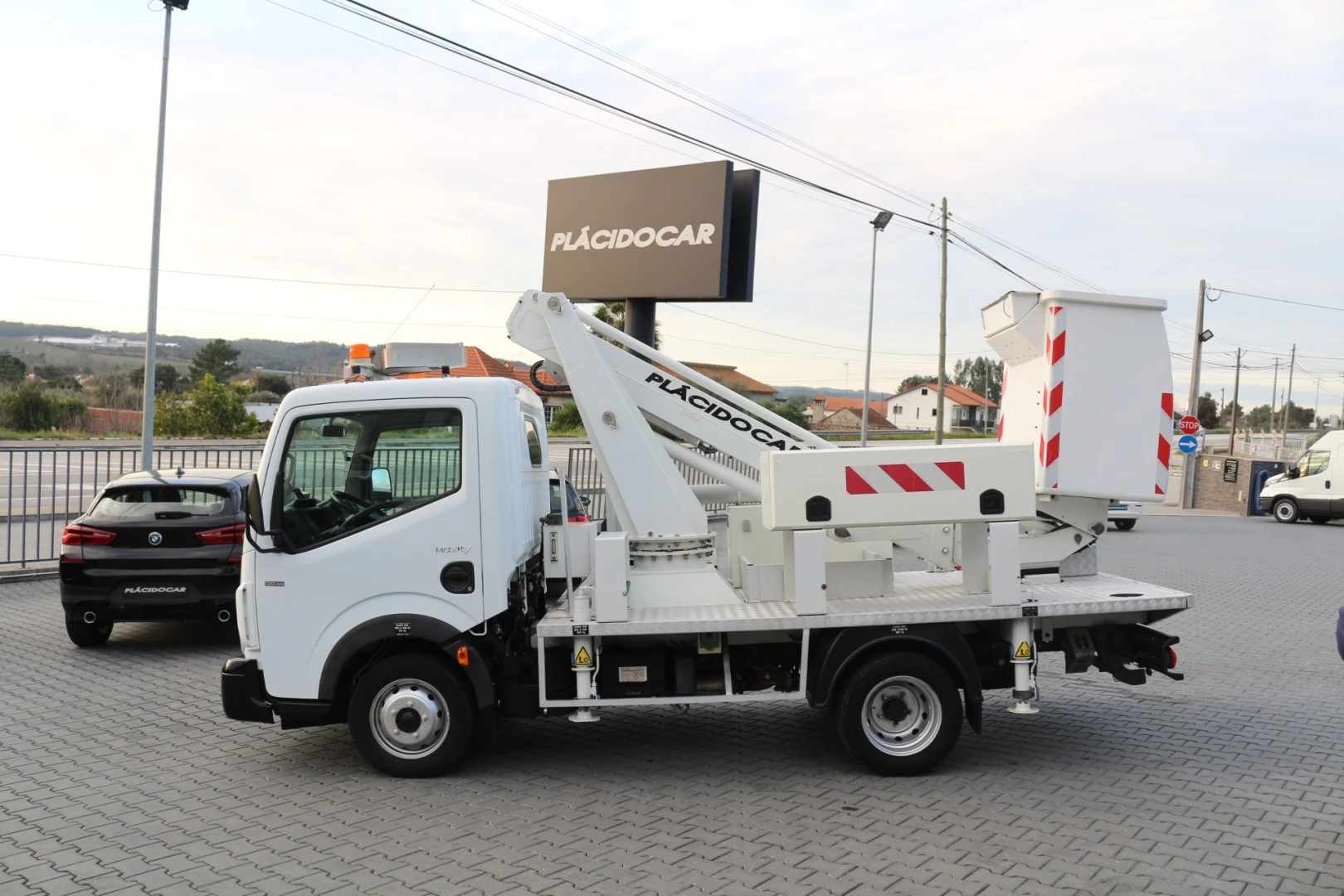 Renault Maxity 2.5 DXi 120