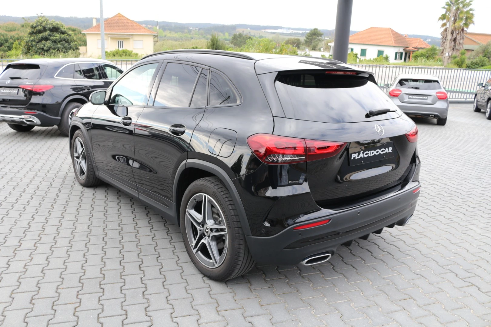 Mercedes-Benz GLA 200 D  AMG PACK NIGHT