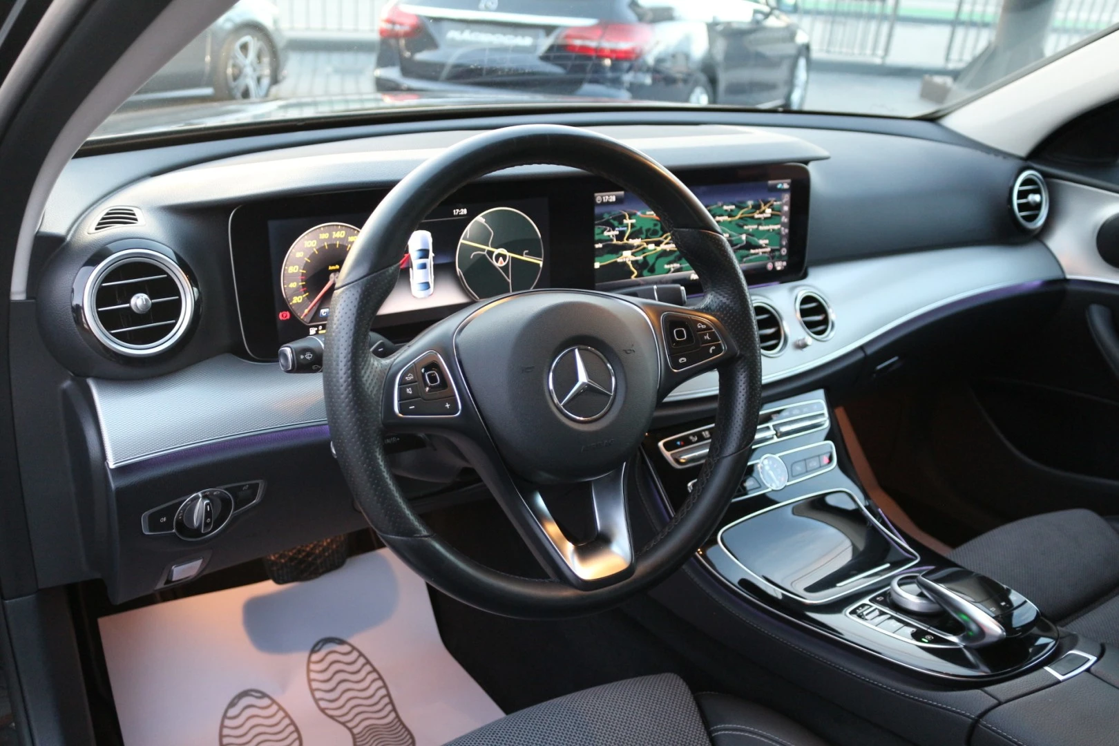 Mercedes-Benz E 220 D Avantgarde