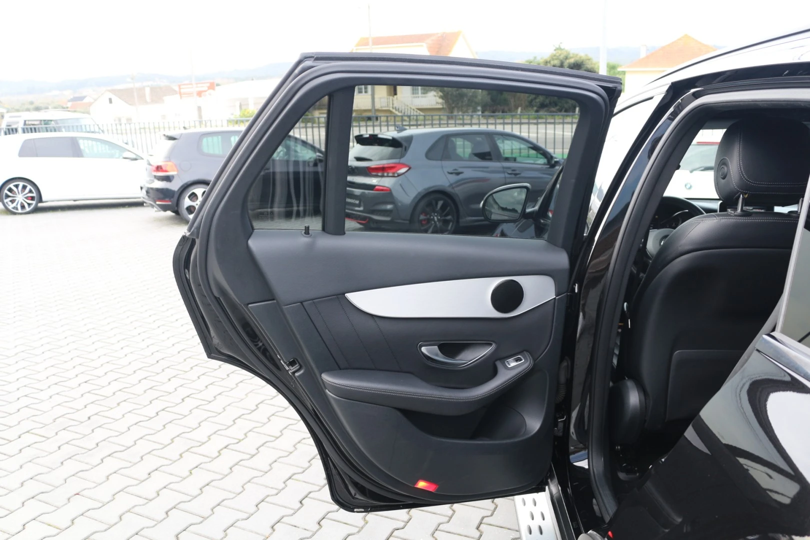 Mercedes-Benz GLC 220 D 4 Matic AMG Pack Night