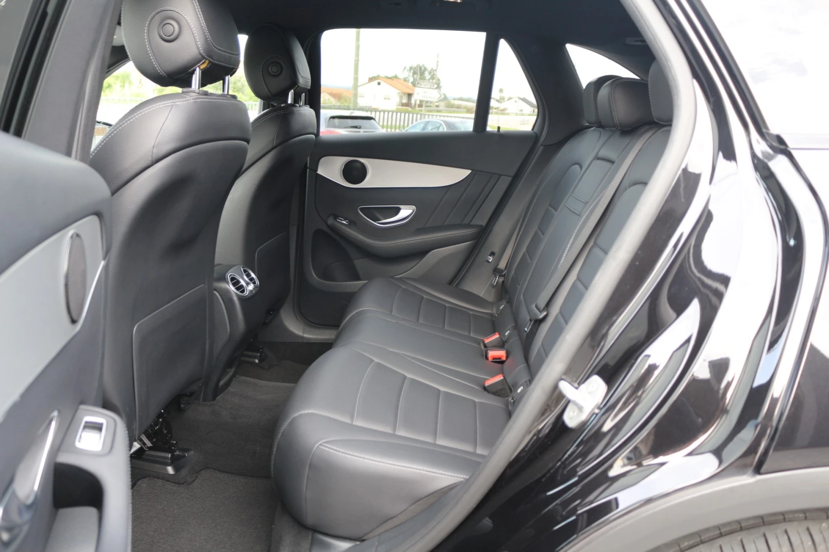 Mercedes-Benz GLC 220 D 4 Matic AMG Pack Night