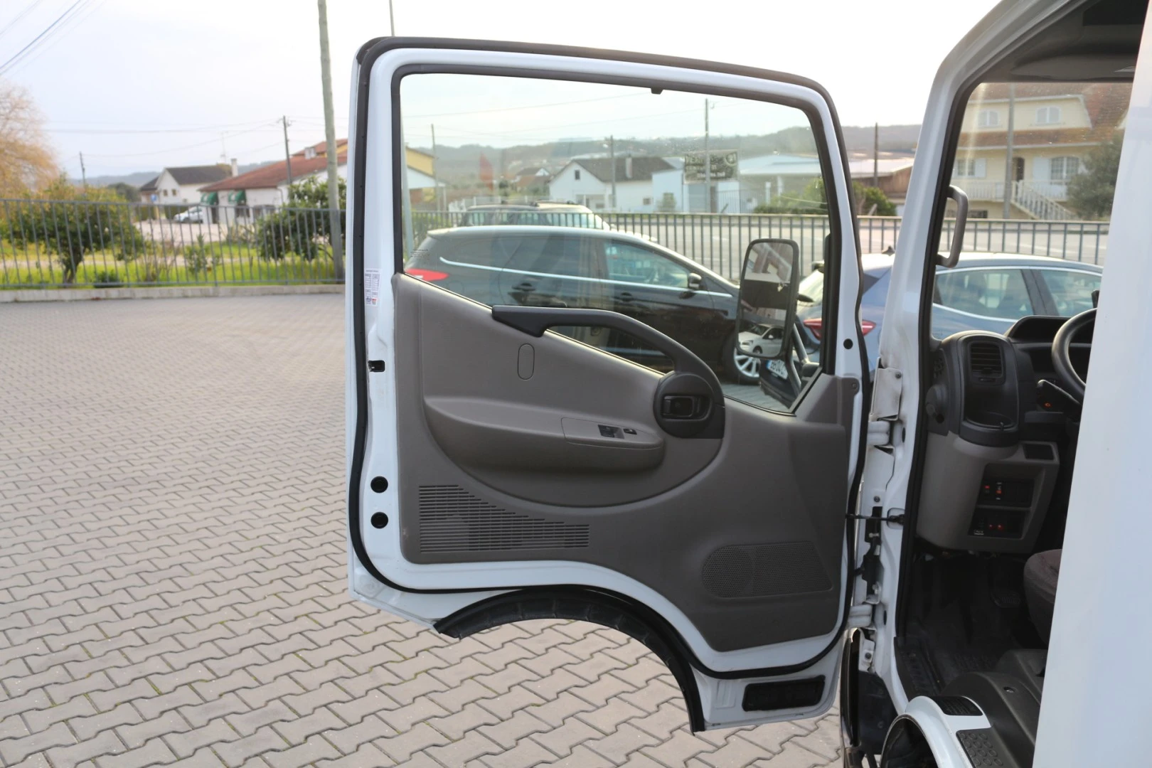 Renault Maxity 2.5 DXi 120