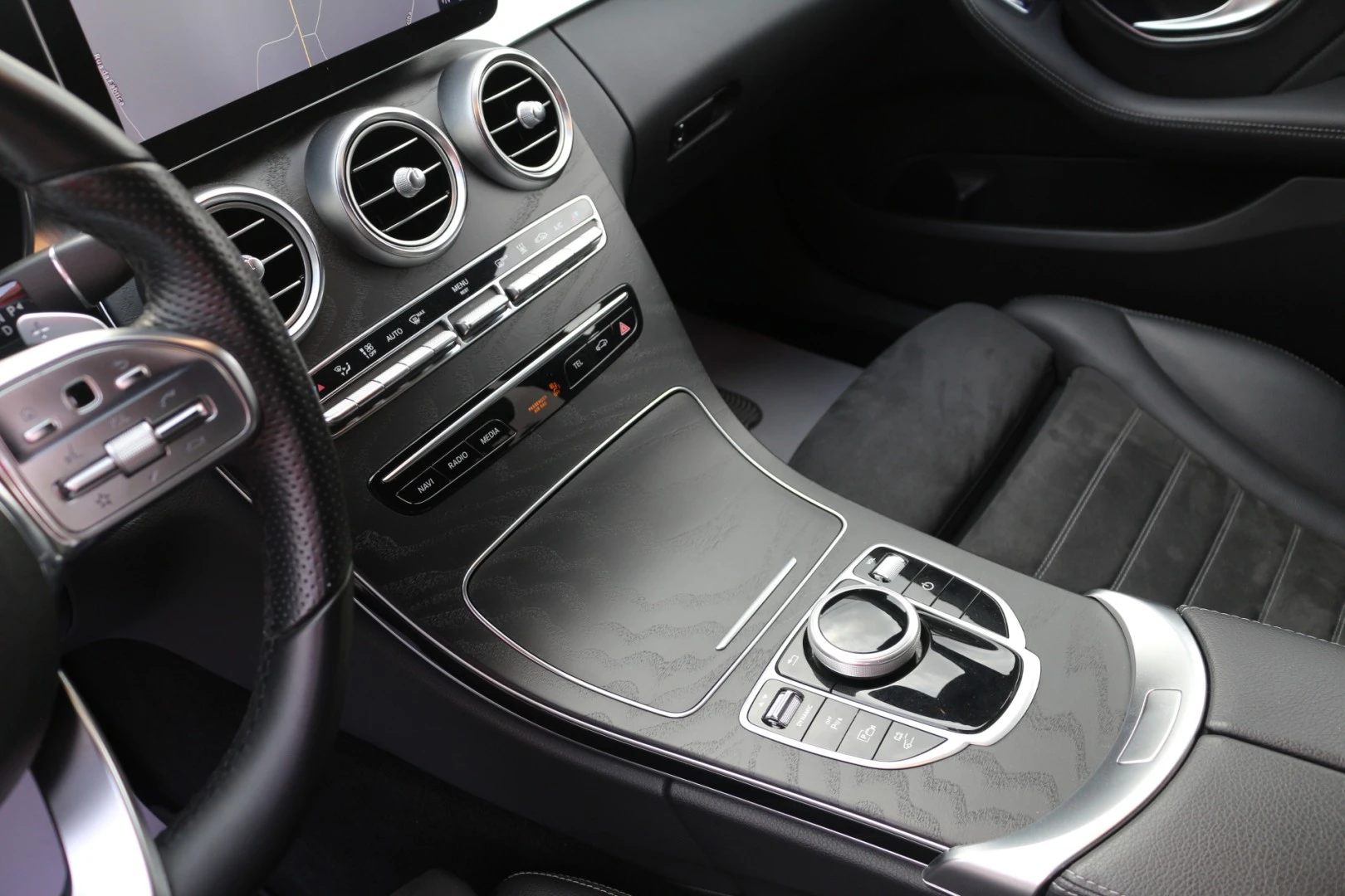 Mercedes-Benz C 300 de AMG Line