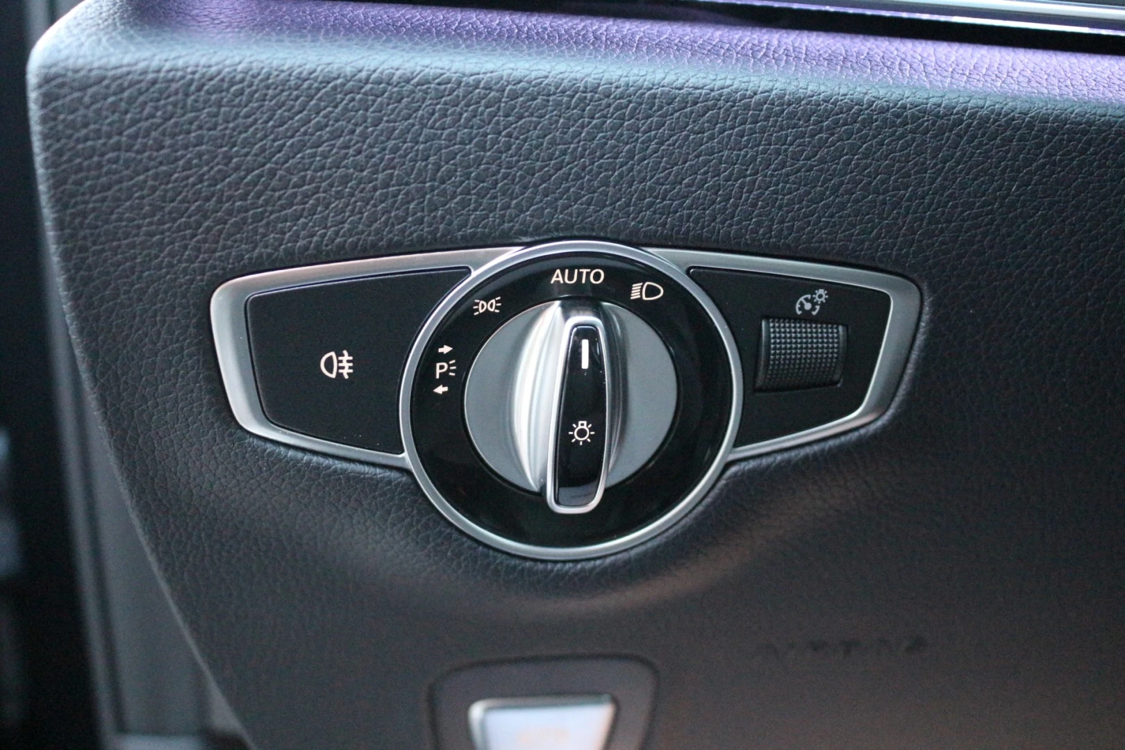 Mercedes-Benz E 220 D Avantgarde