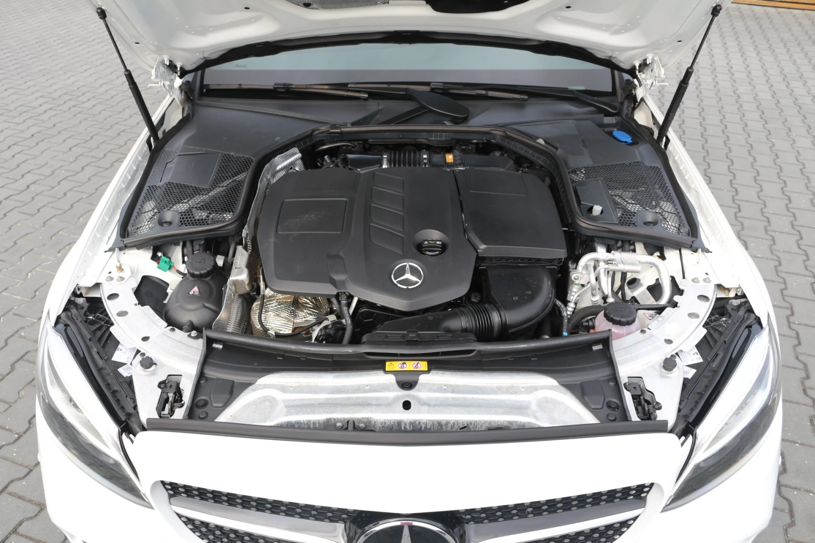 Mercedes-Benz C 300 de AMG Line