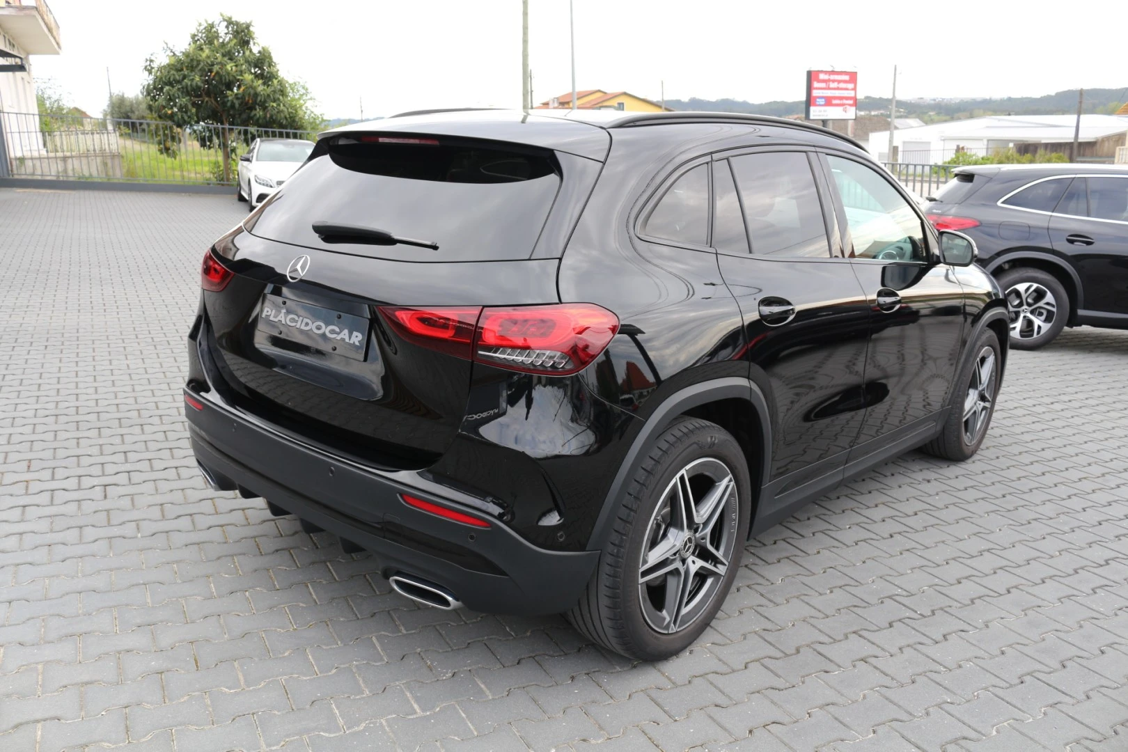 Mercedes-Benz GLA 200 D  AMG PACK NIGHT
