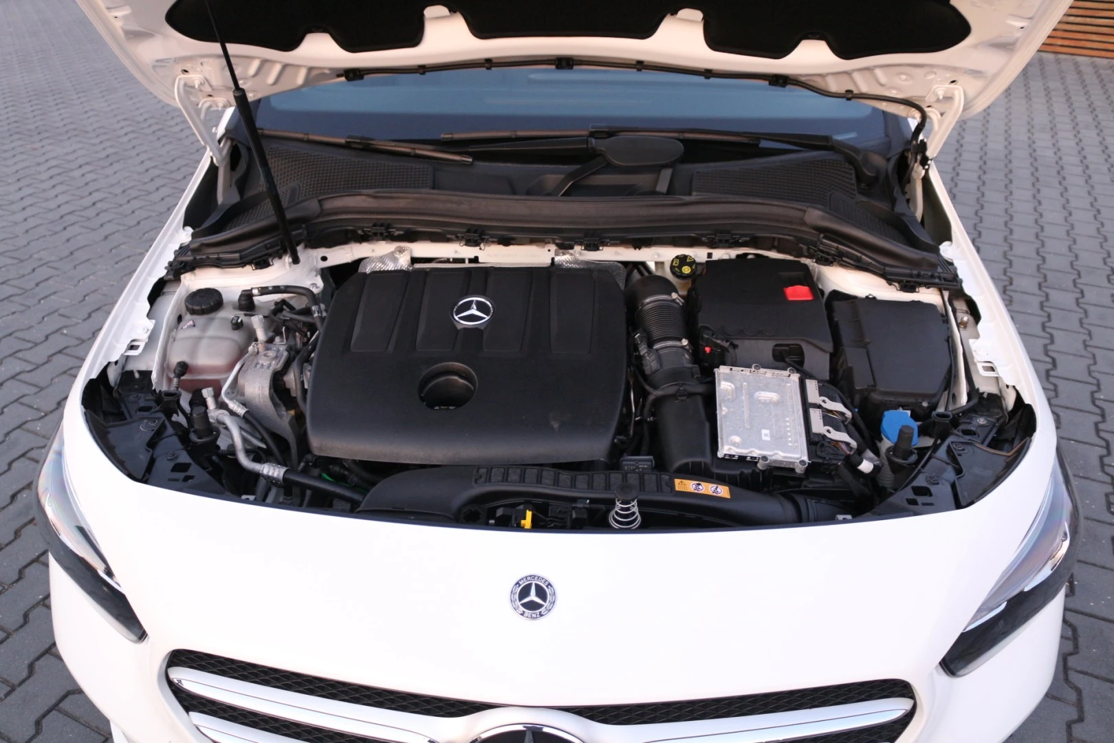 Mercedes-Benz B 180 d Style Aut.