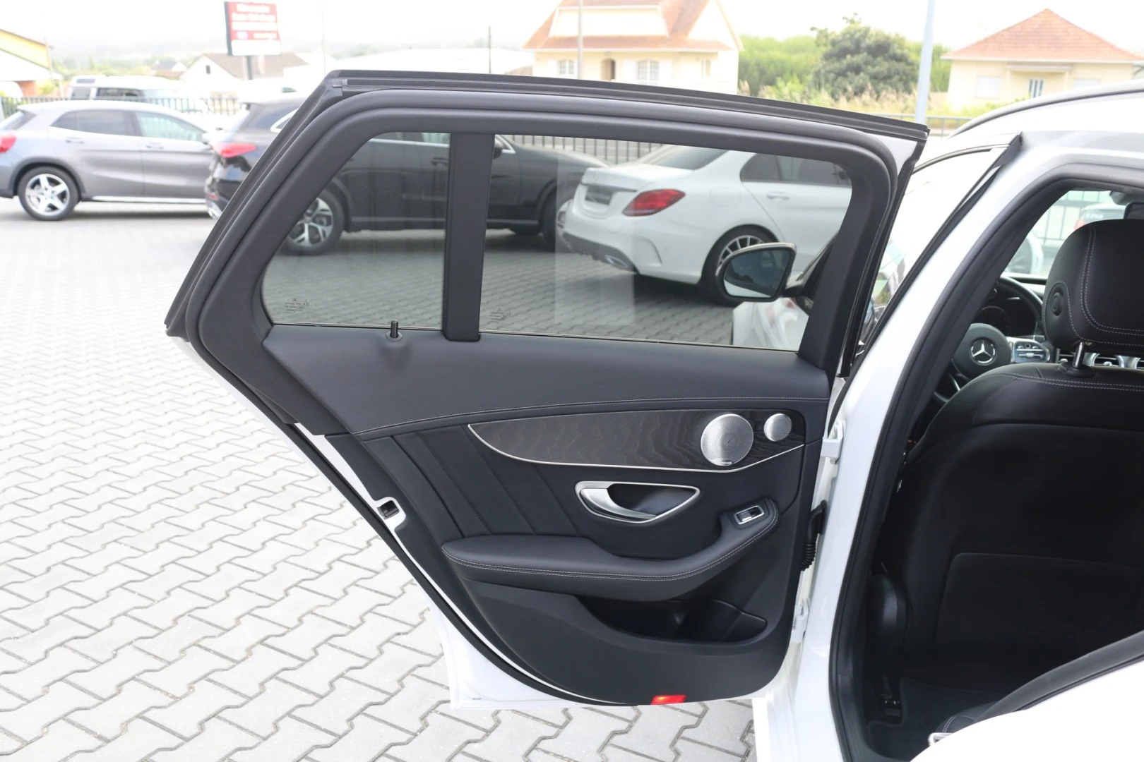 Mercedes-Benz C 300 de AMG Line