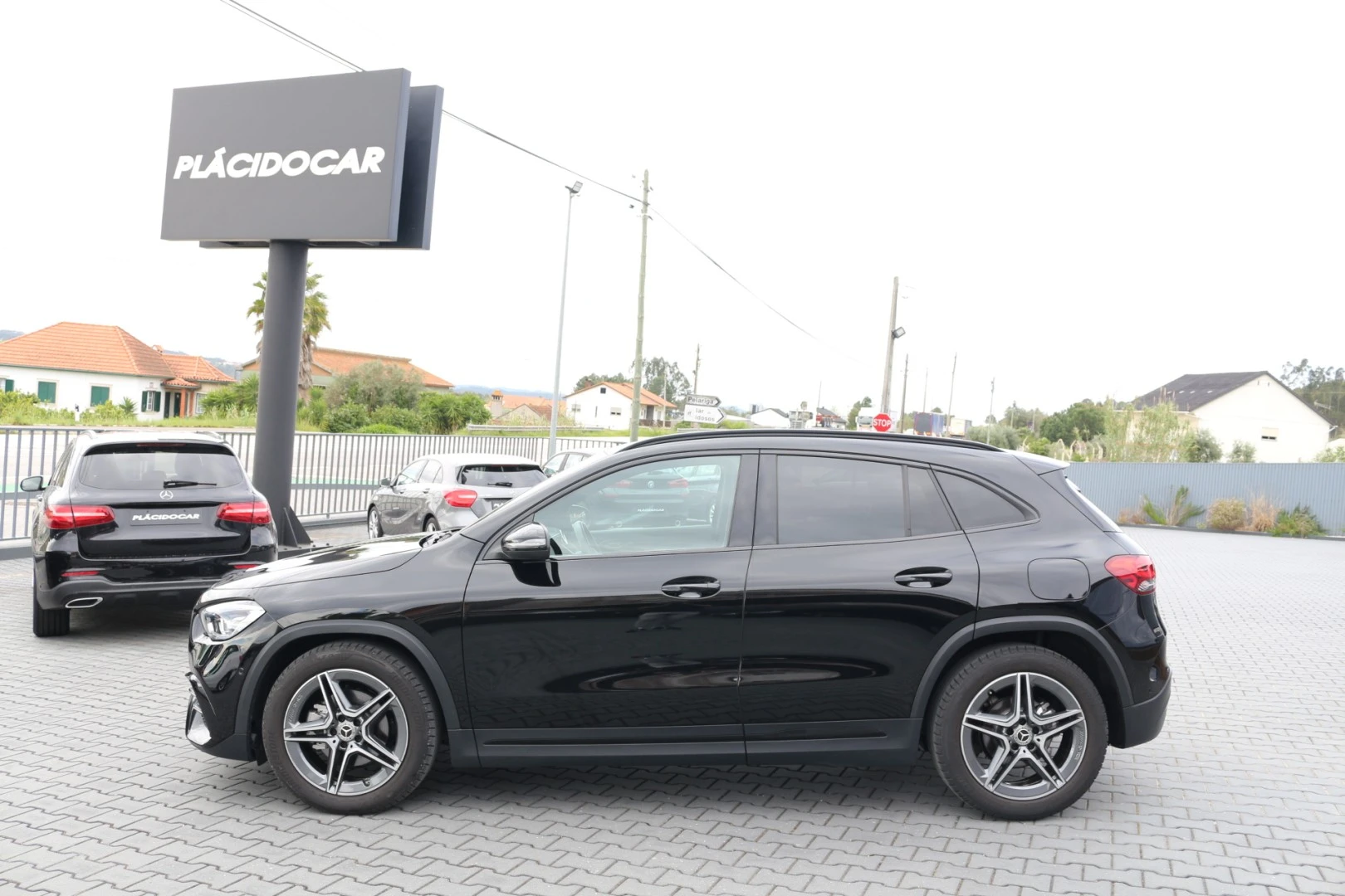 Mercedes-Benz GLA 200 D  AMG PACK NIGHT