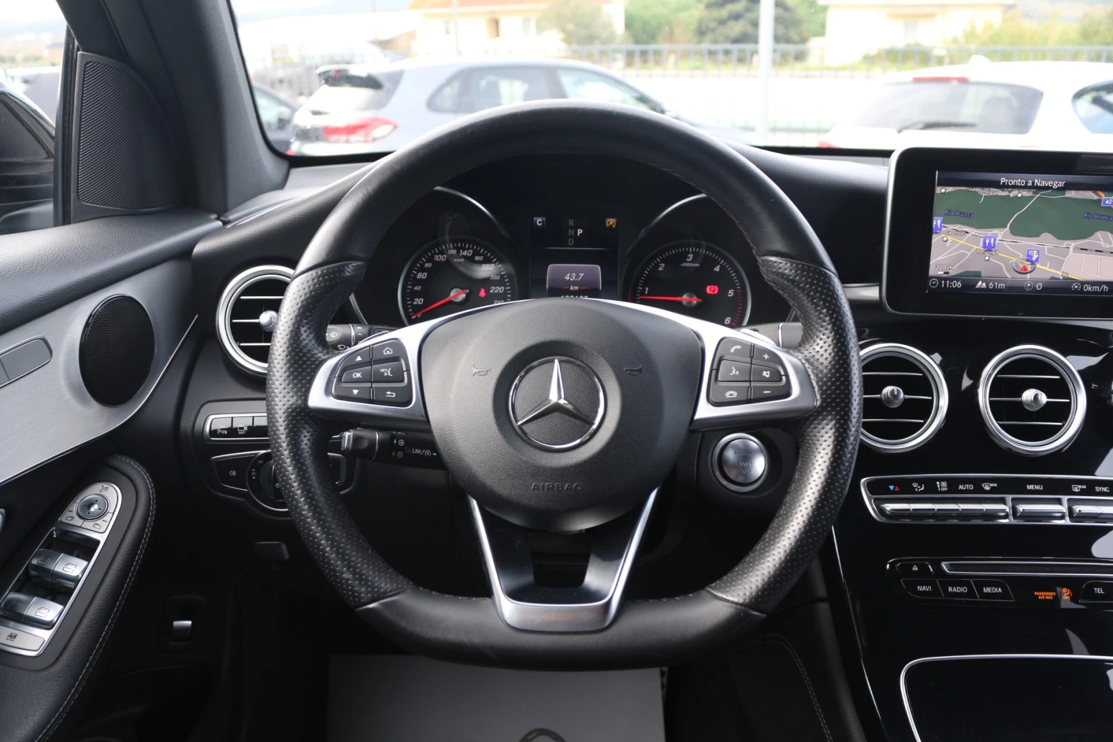Mercedes-Benz GLC 220 D 4 Matic AMG Pack Night